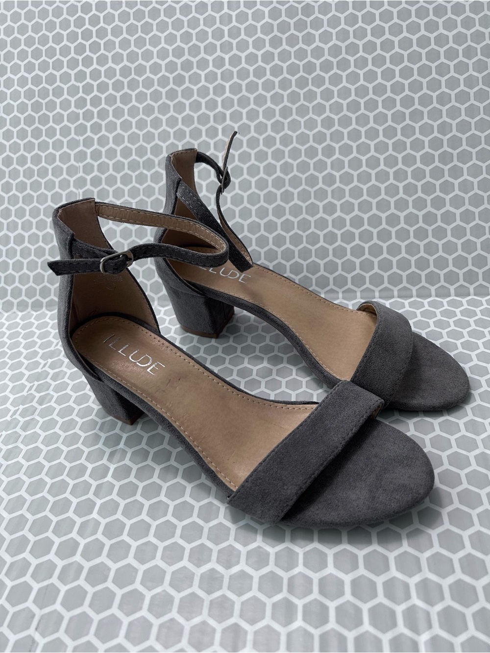 Gray Suede Like Block Heel Sandals with Ankle Strap NWOT. SIZE 8